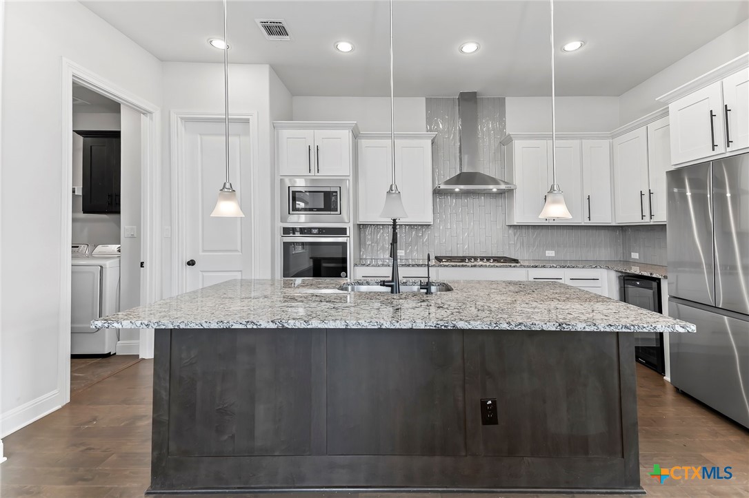 4201 Arques Avenue Property Photo 11