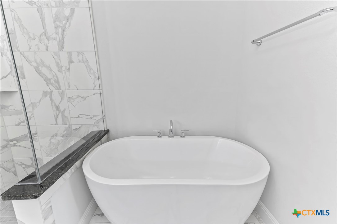 4201 Arques Avenue Property Photo 24