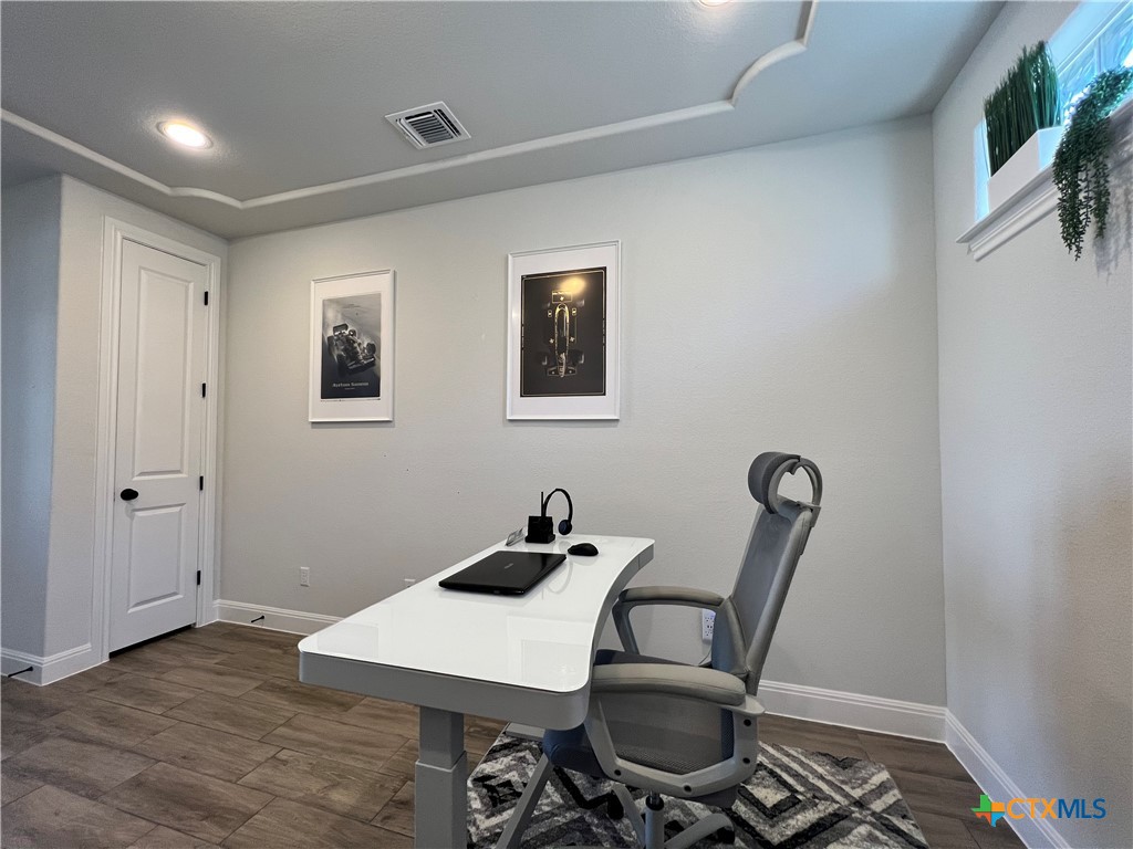 4201 Arques Avenue Property Photo 38