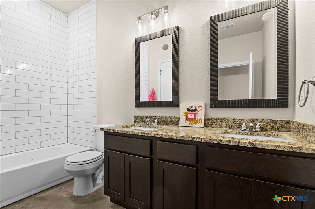 414 W Avenue C Property Photo 14