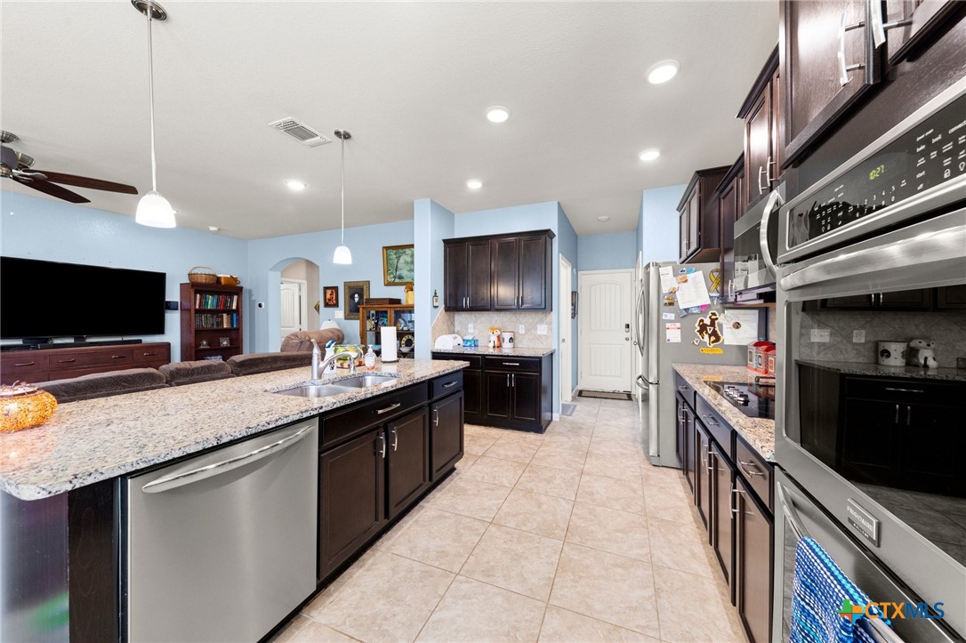 3612 Aubree Katherine Drive Property Photo 18