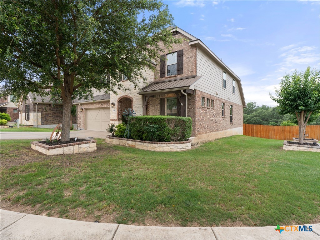 515 Secluded Grove Property Photo 4