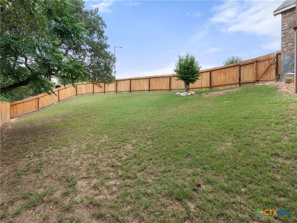 515 Secluded Grove Property Photo 11