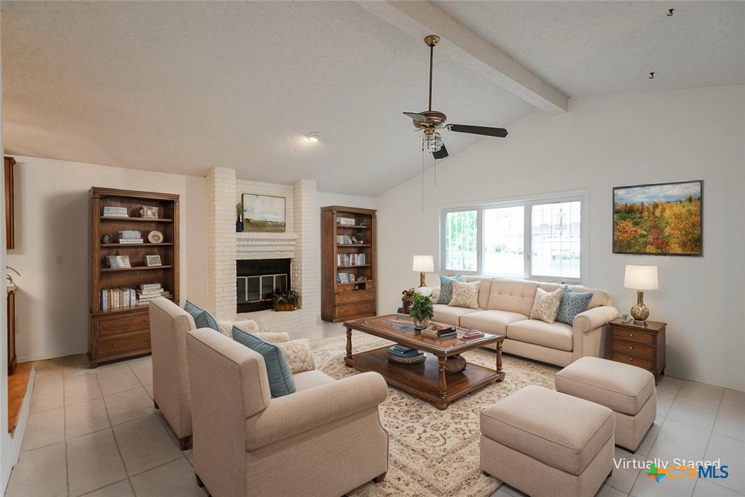 1823 Cedarview Drive Property Photo 1