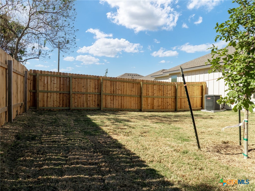 5112 Rose Garden Loop Property Photo 23
