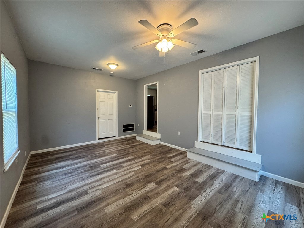 615 Melrose Property Photo 3