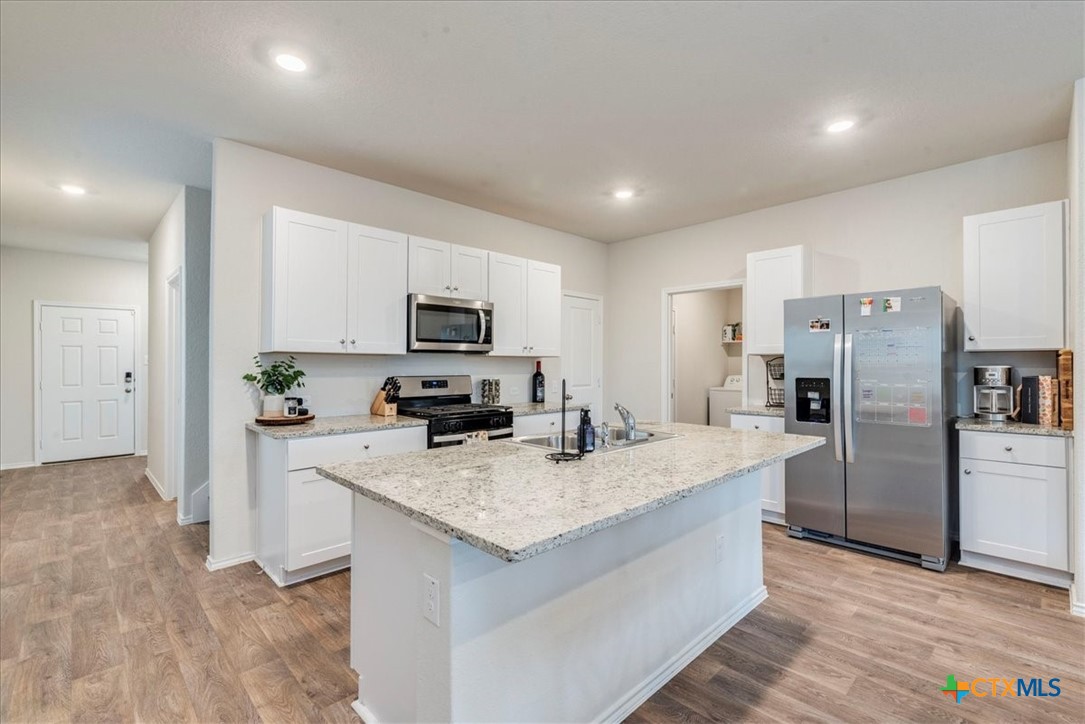 2829 Brogan Creek Property Photo 4