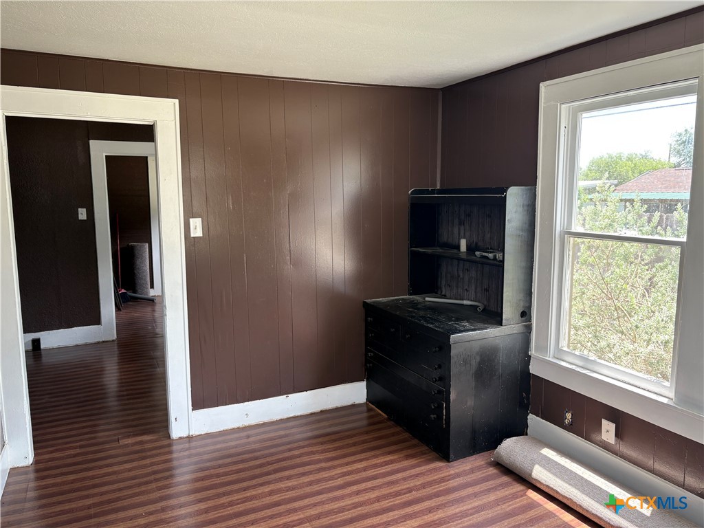 103 W Depot Street Property Photo 10