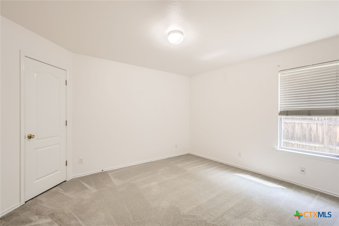 9215 Granberry Pass Property Photo 17