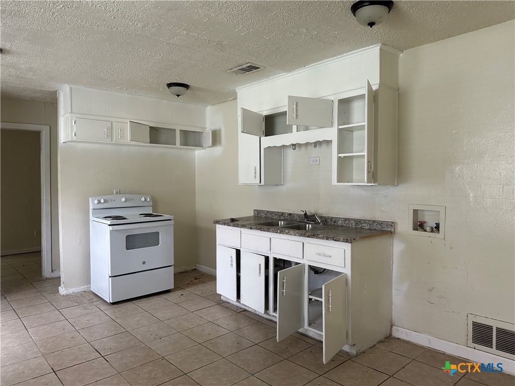1018 N 12th Street Property Photo 6