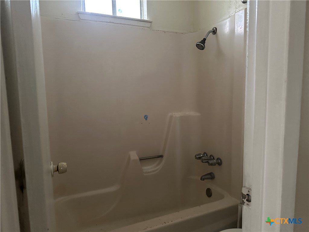 1018 N 12th Street Property Photo 10