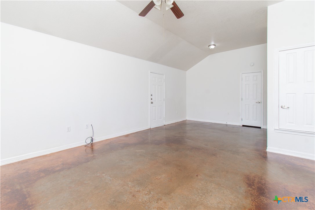 3104 Baldwin Loop A Property Photo 3