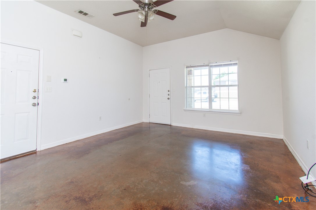 3104 Baldwin Loop A Property Photo 5