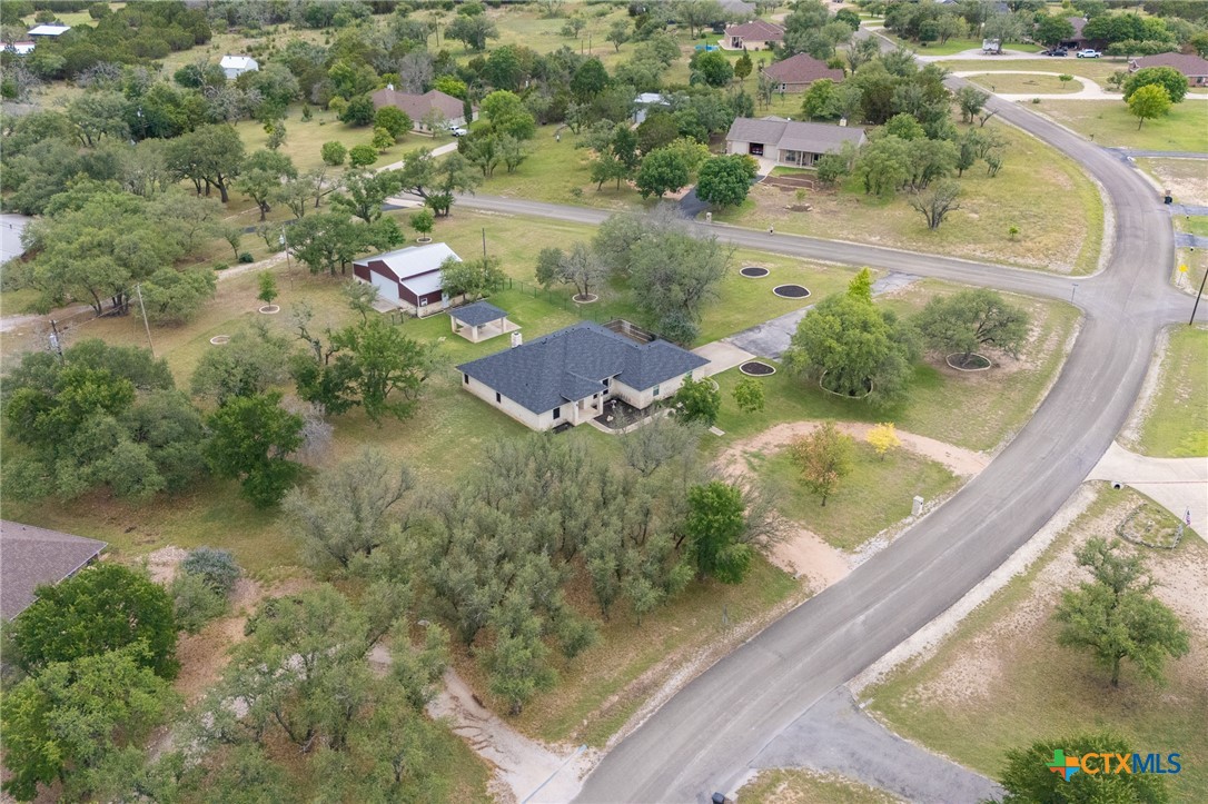 2301 Deer Trail Property Photo 3
