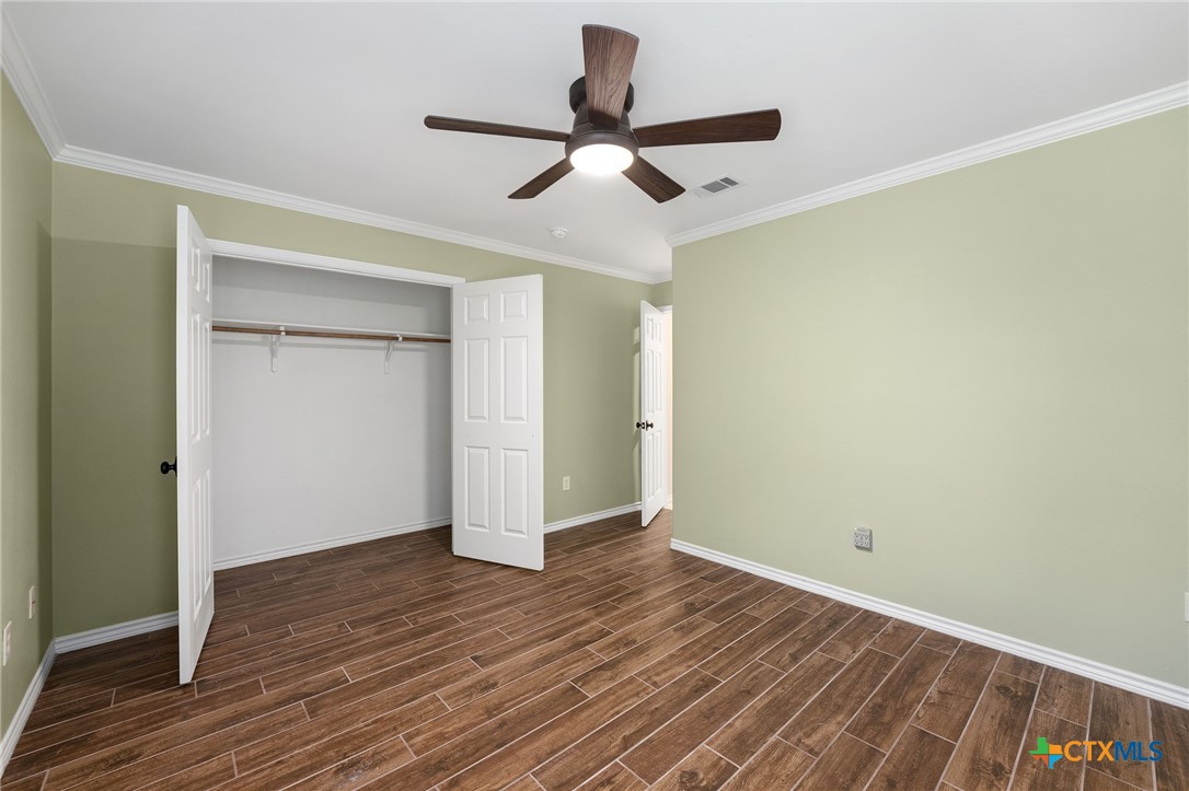 2301 Deer Trail Property Photo 18