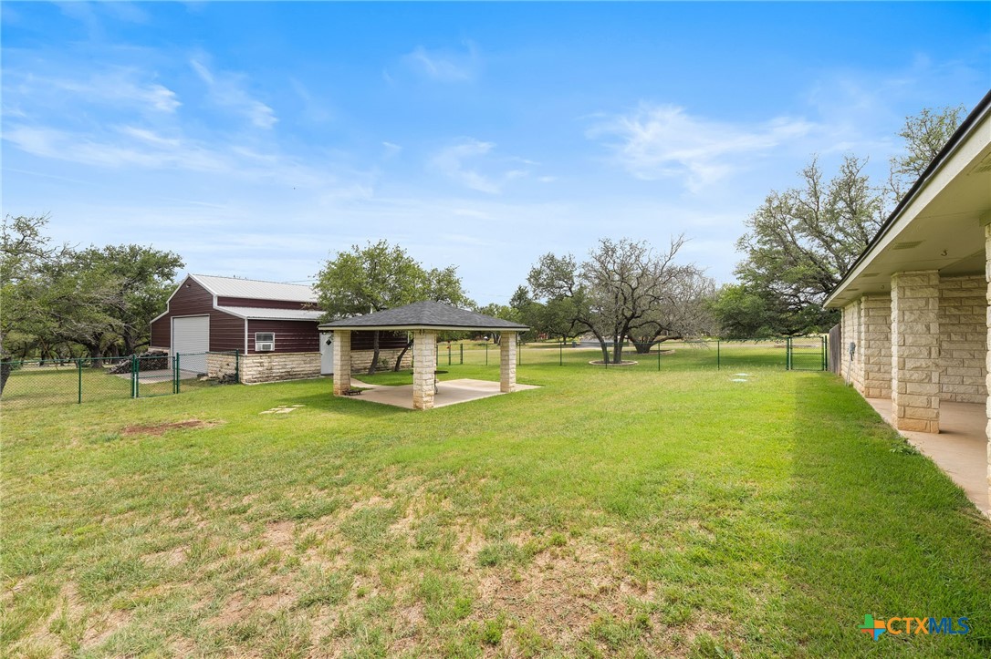 2301 Deer Trail Property Photo 35