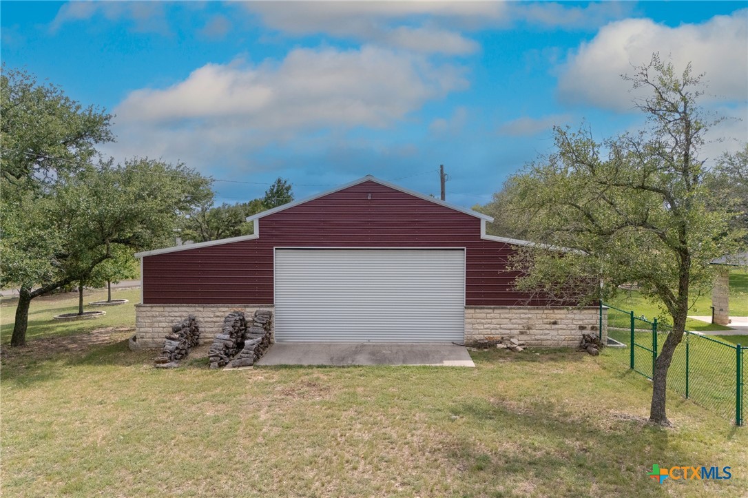 2301 Deer Trail Property Photo 43