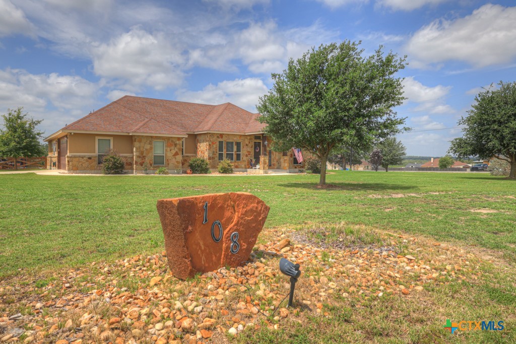108 Westfield View Property Photo 1