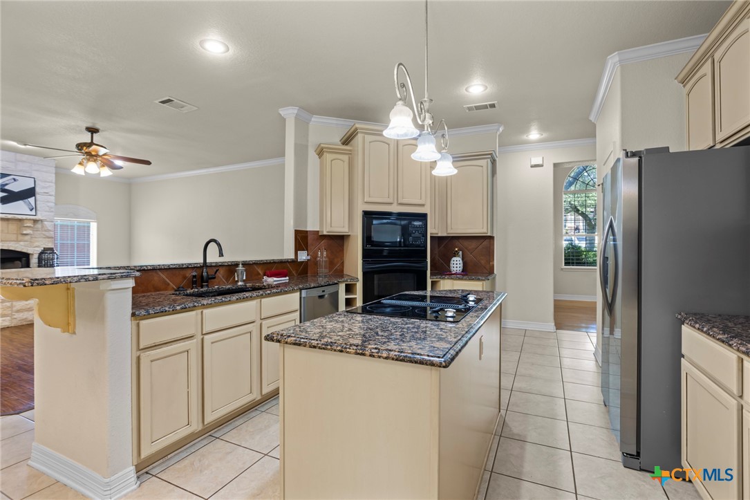 402 Prospector Trail Property Photo 4