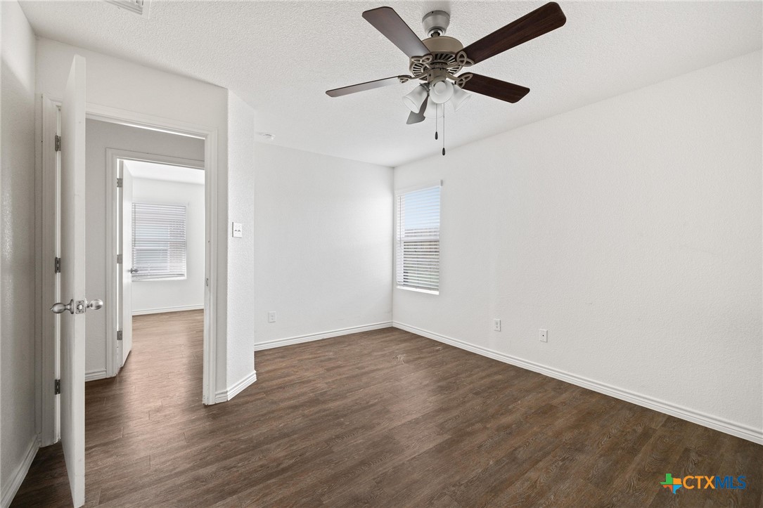 903 Lasso Drive B Property Photo 19