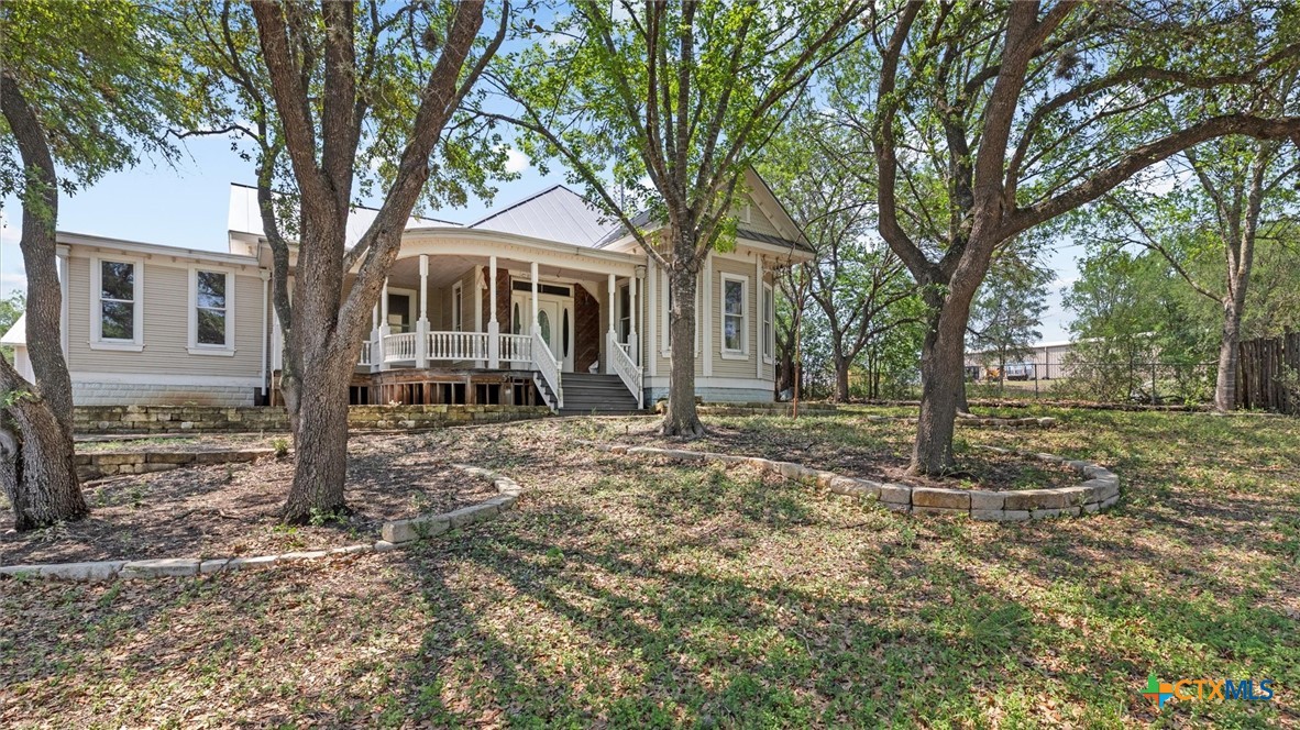 160 E Klein Road Property Photo 4