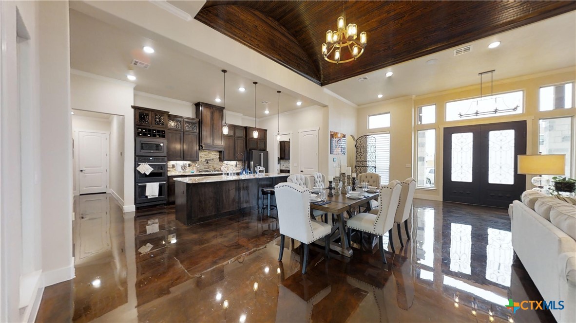 1007 Bella Vita Drive Property Photo 3