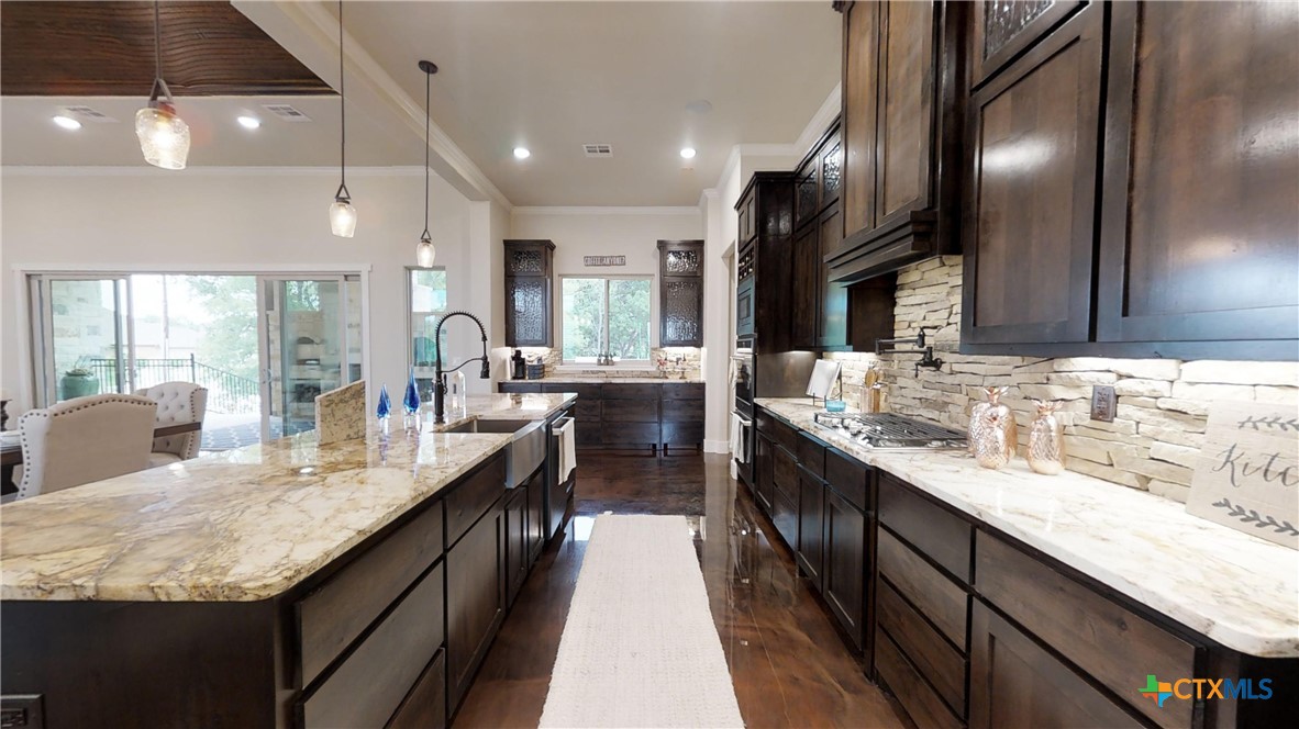 1007 Bella Vita Drive Property Photo 5