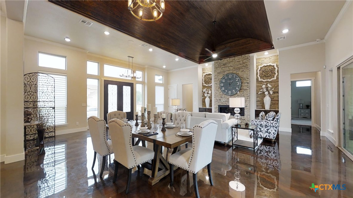 1007 Bella Vita Drive Property Photo 8