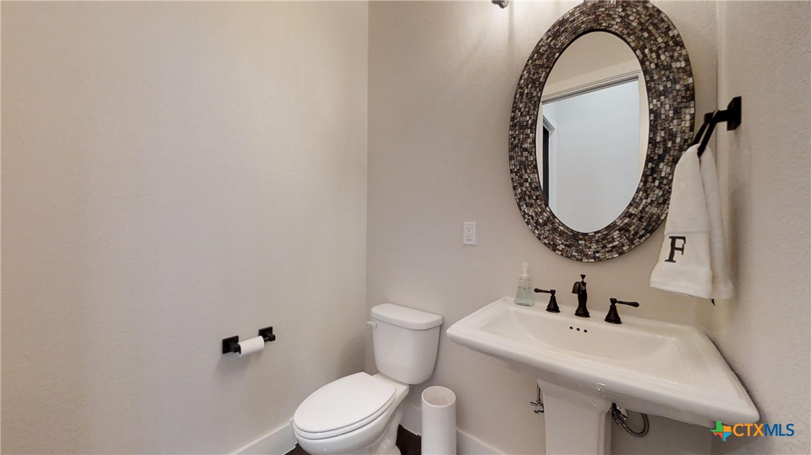 1007 Bella Vita Drive Property Photo 28
