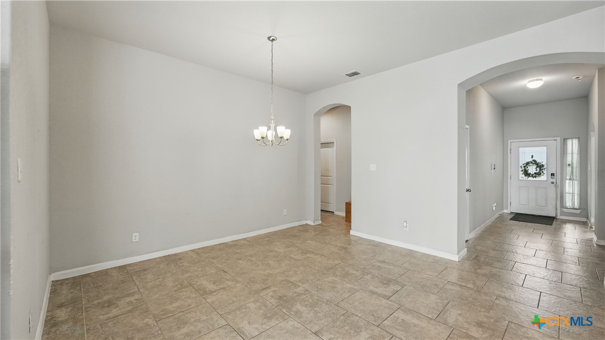 3542 Hurricane Trail Property Photo 10