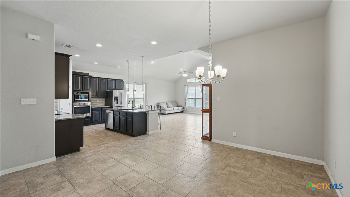 3542 Hurricane Trail Property Photo 11