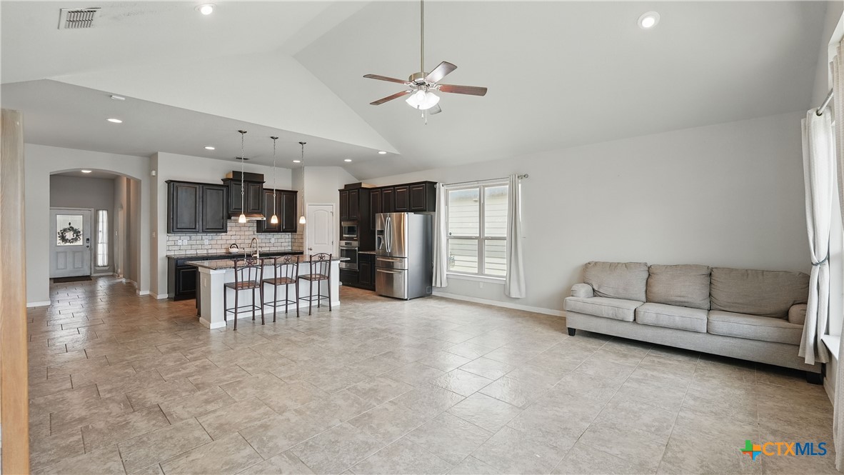 3542 Hurricane Trail Property Photo 15