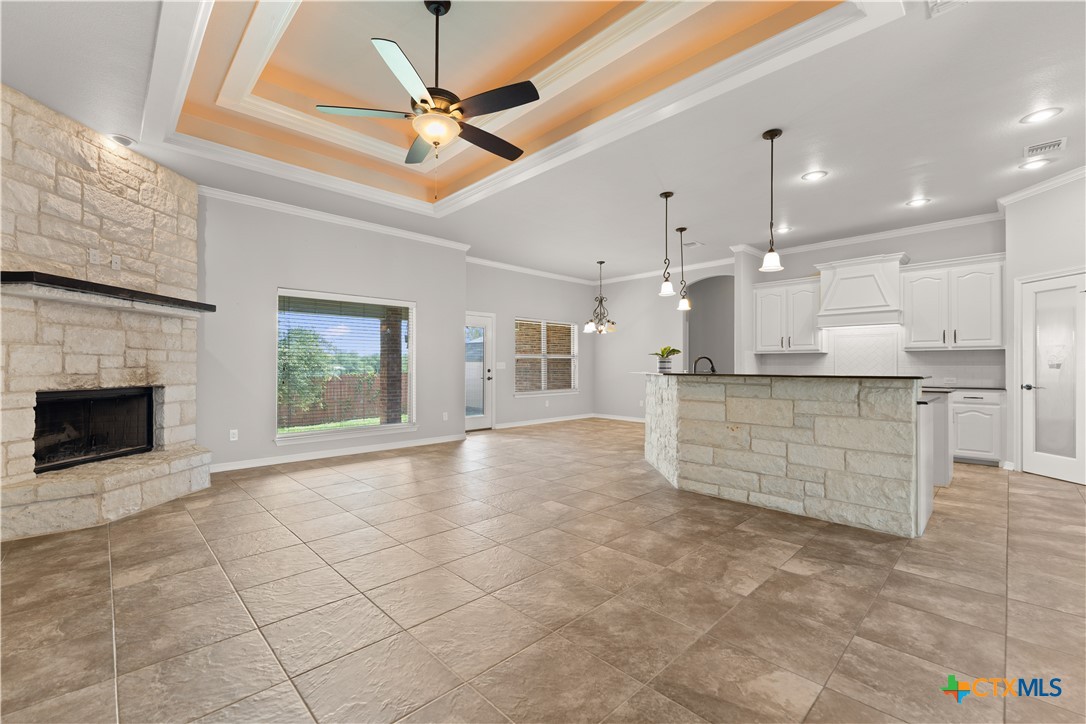 2145 Yturria Drive Property Photo 15