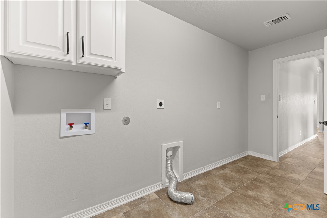 2145 Yturria Drive Property Photo 43