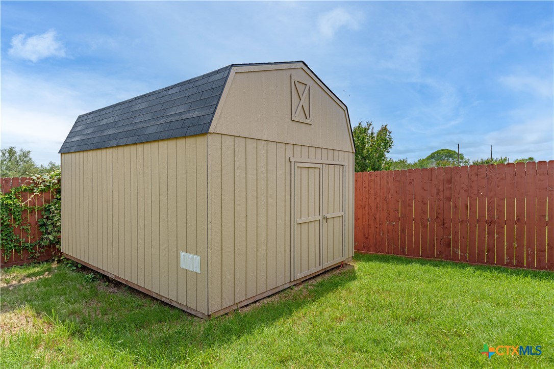 2145 Yturria Drive Property Photo 47