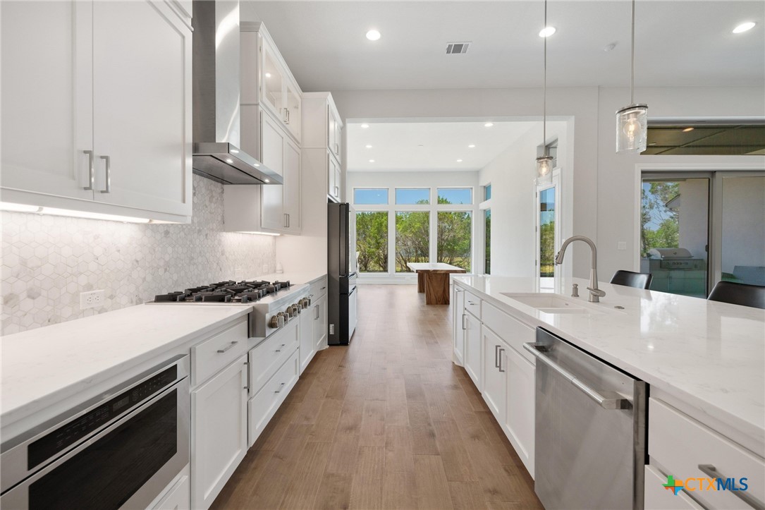 505 Wonderstruck Property Photo 12