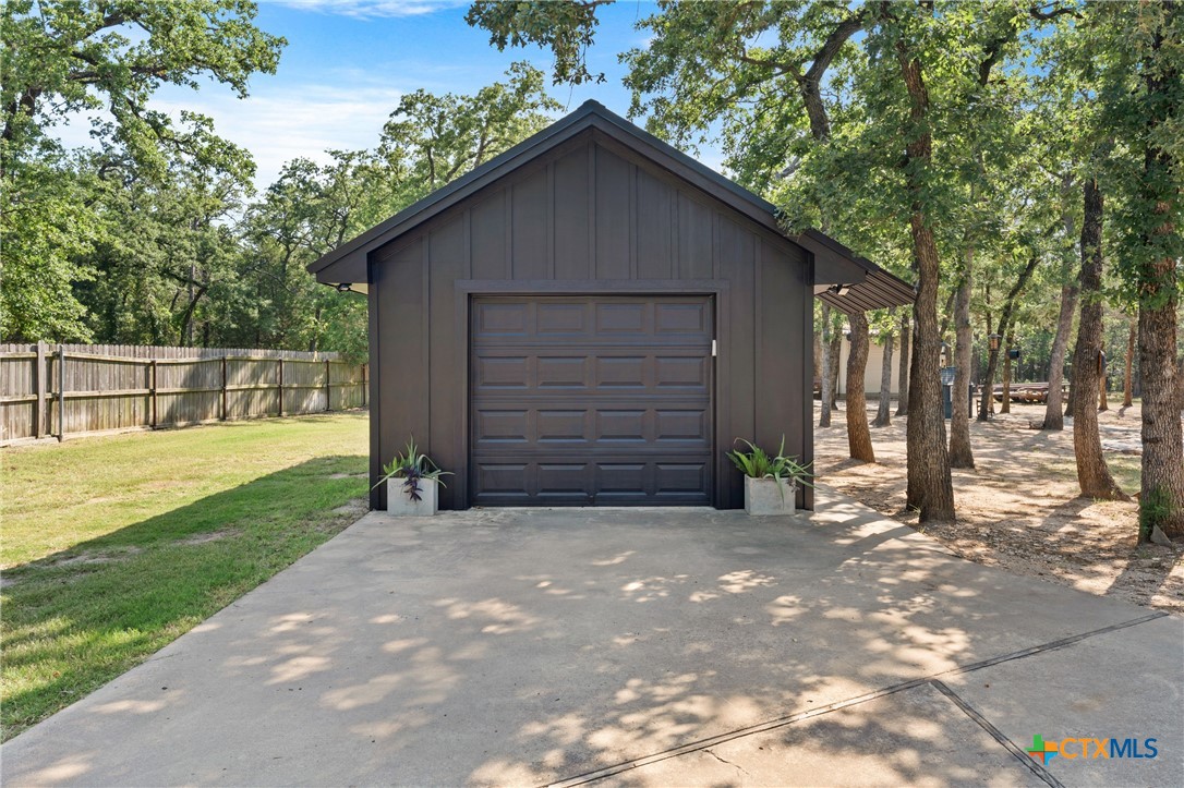103 County Road 424b Property Photo 6