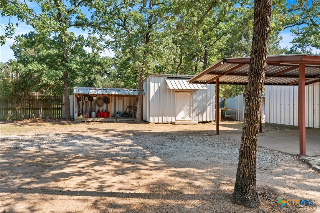 103 County Road 424b Property Photo 36