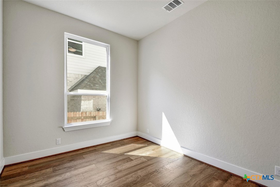 2974 Mckinnie Park Property Photo 17