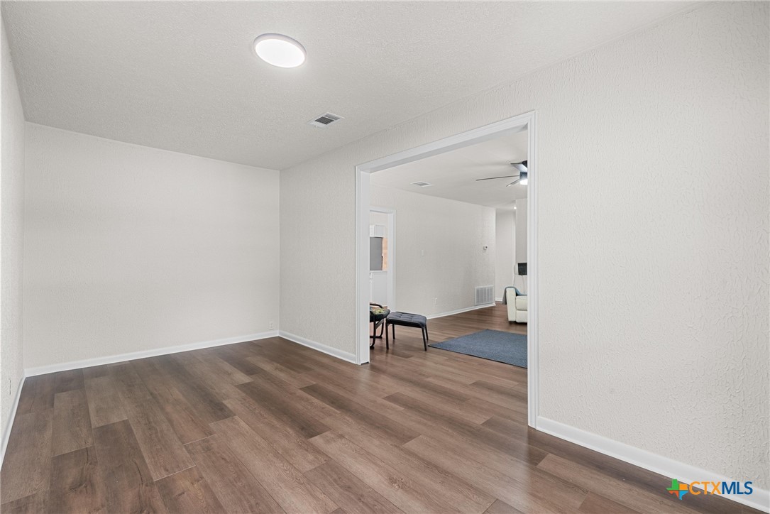 210 Fallwell Street Property Photo 8