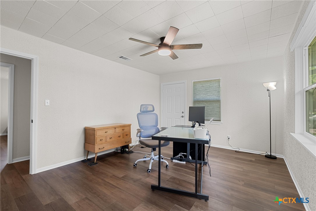 210 Fallwell Street Property Photo 19