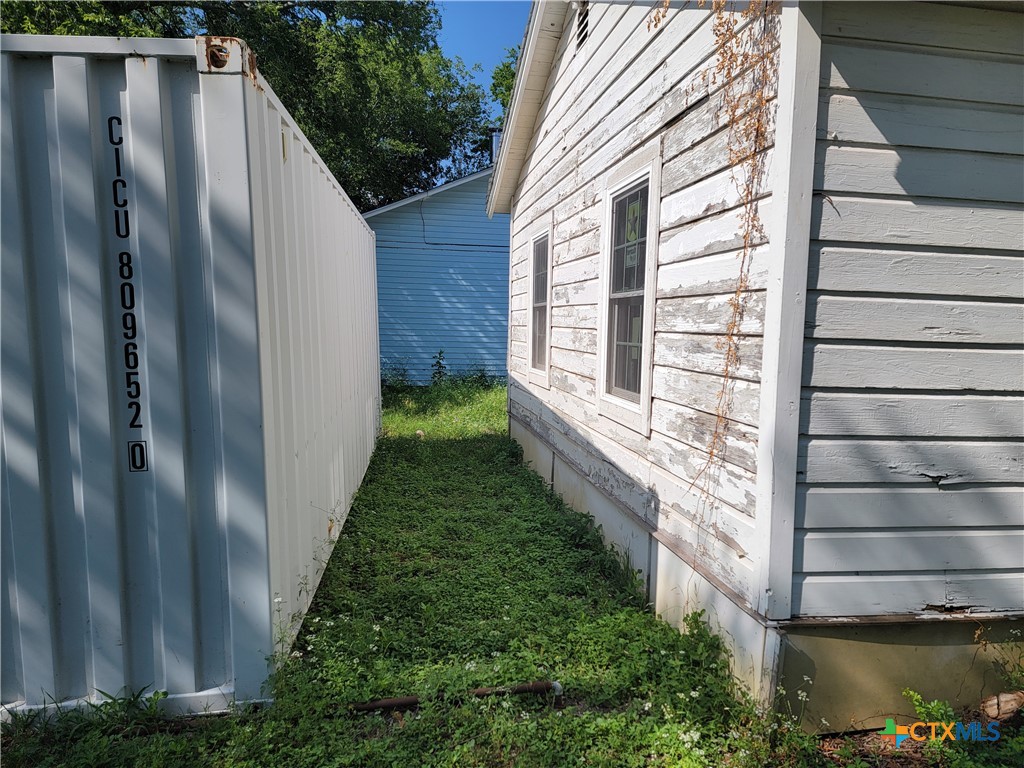 205 Hill Street Property Photo 7