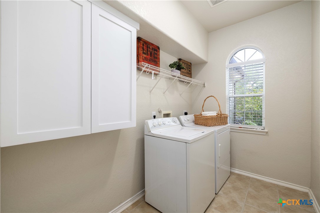 729 San Gabriel Loop Property Photo 31