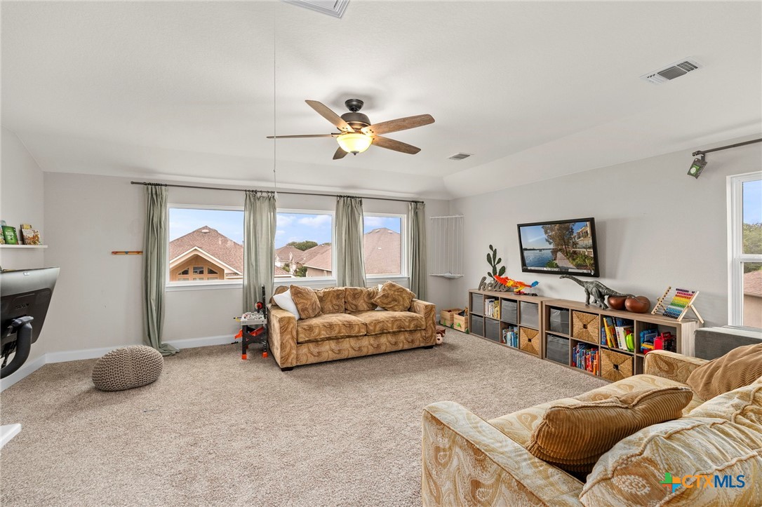 663 Wipper Property Photo 19