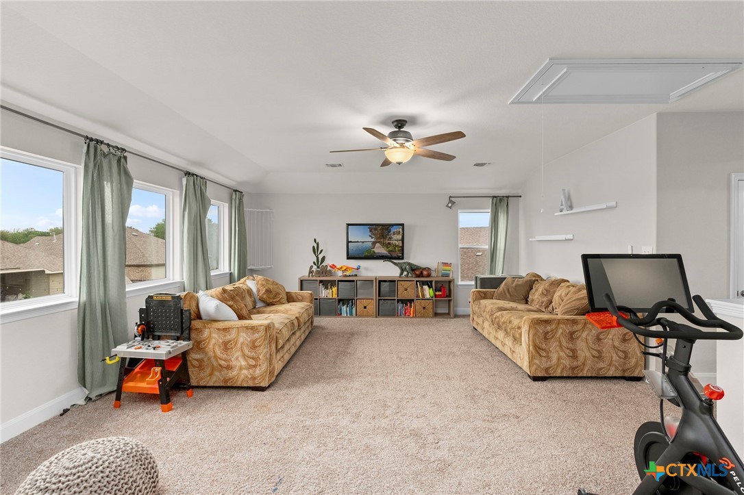 663 Wipper Property Photo 20