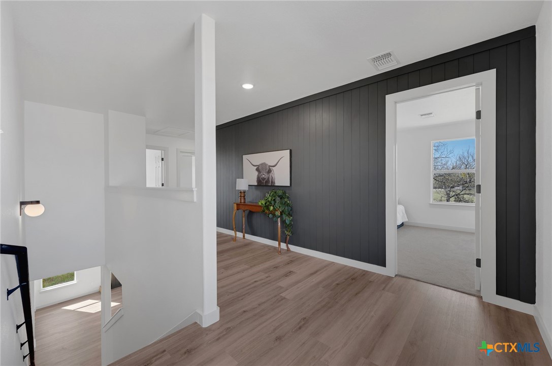 121 Moorhen Lane Property Photo 16
