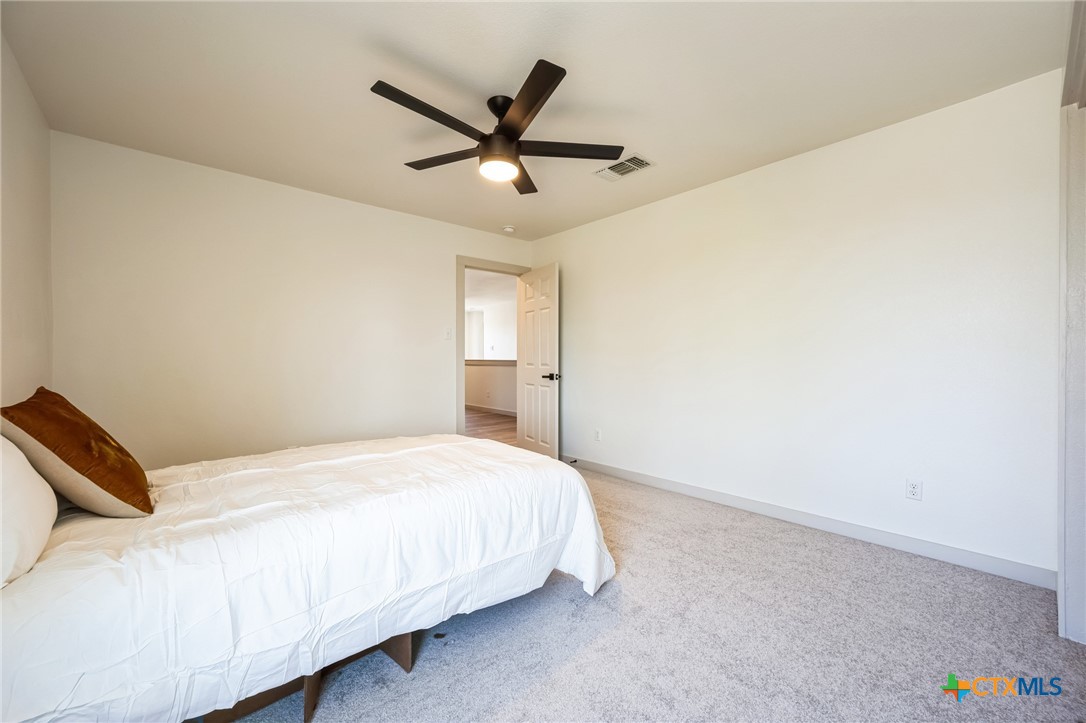 121 Moorhen Lane Property Photo 20