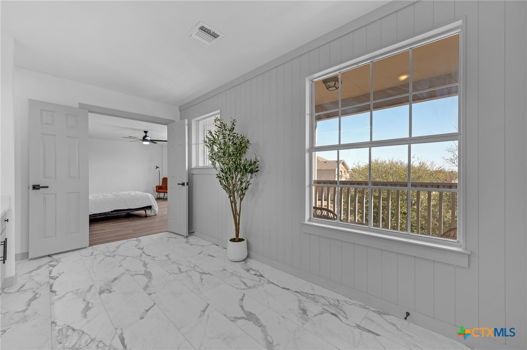 121 Moorhen Lane Property Photo 25
