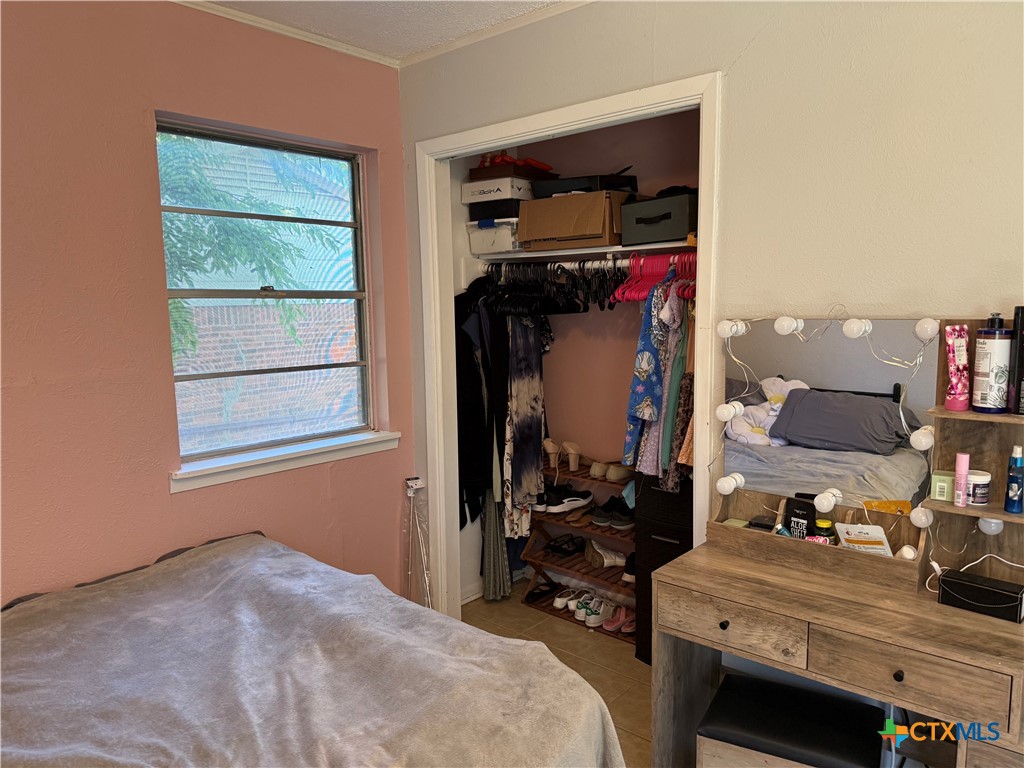 1403 Little Street Property Photo 9