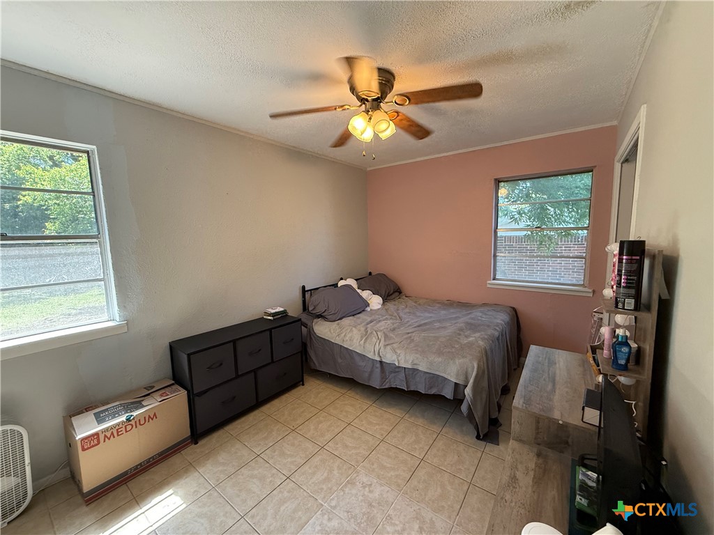 1403 Little Street Property Photo 12